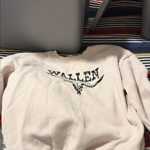 Wallen Cream Women's Sweatshirt